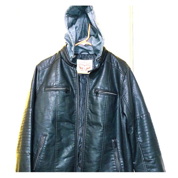 Levi’s black motorcycle jacket - Picture 1 of 4